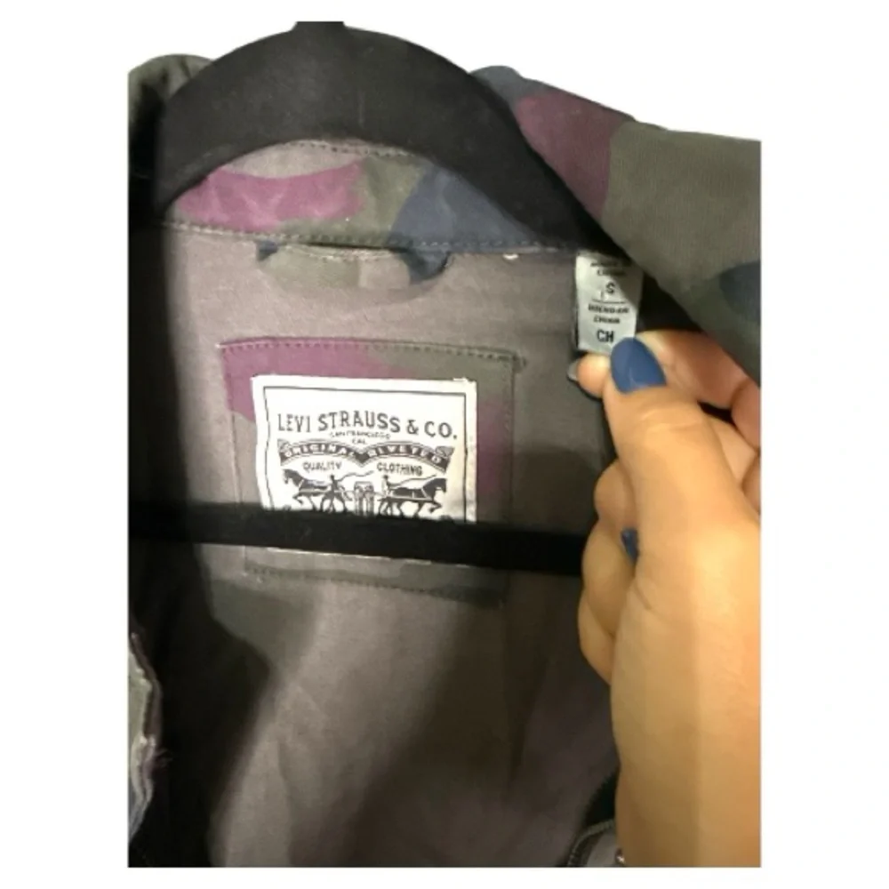 Levi's Oversized Military Filed Jacket in Purple Camo Cotton Pockets size Small - Picture 4 of 8